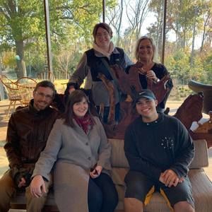 Meet your Posher, Ellen